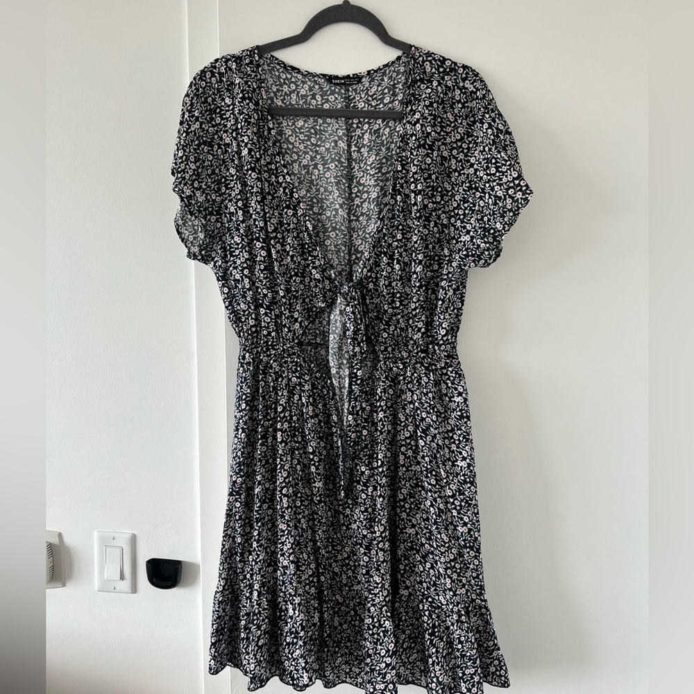 Adorable summer dress!